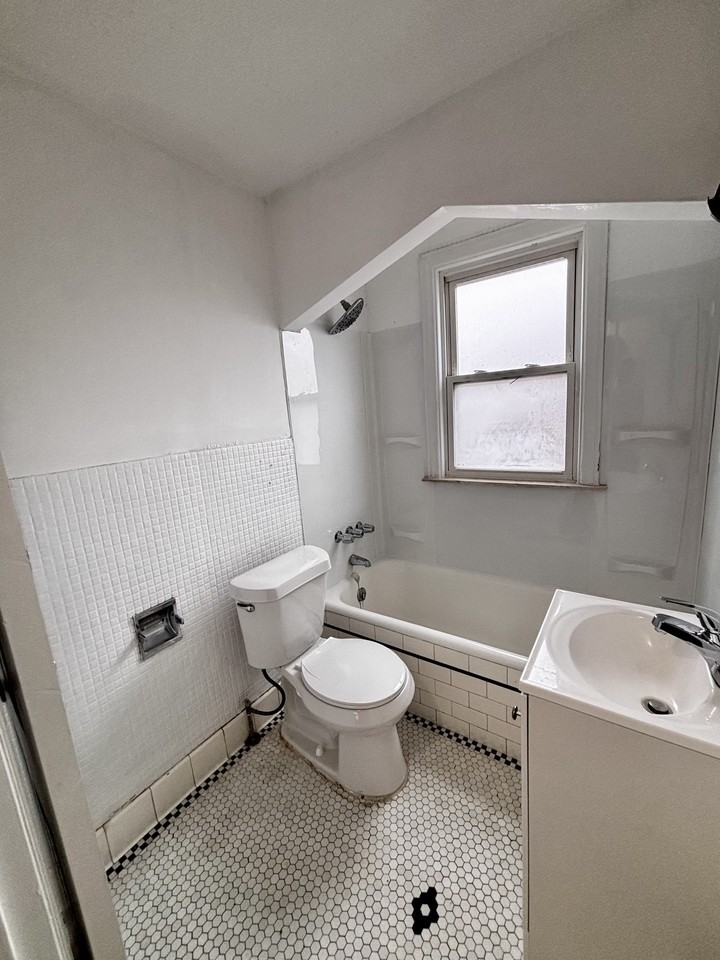 8161 Bliss St #2 - Photo 6 of 6