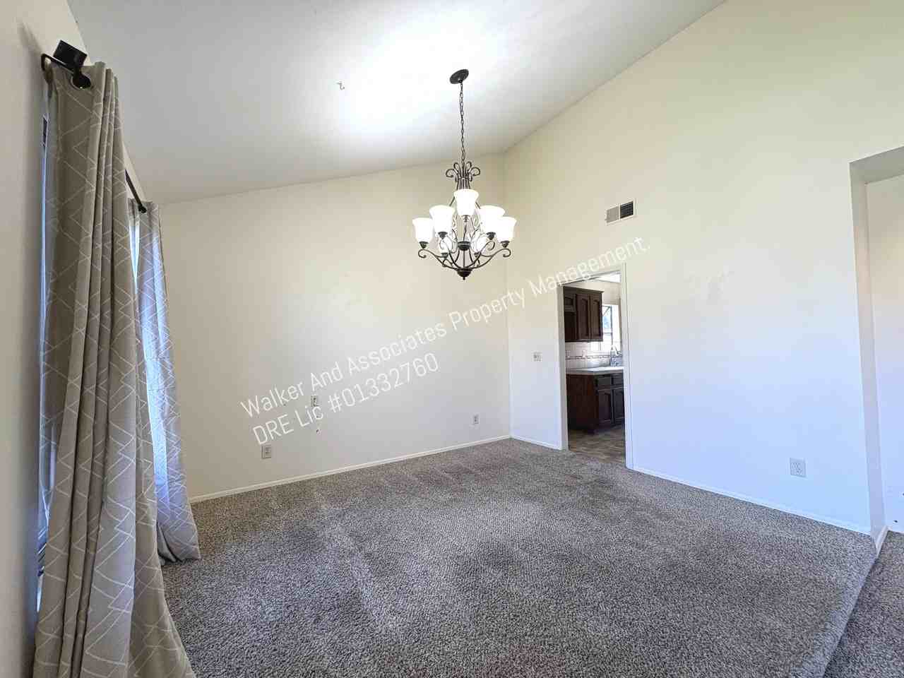 840 Blue Ridge Dr #1 - Photo 6 of 32