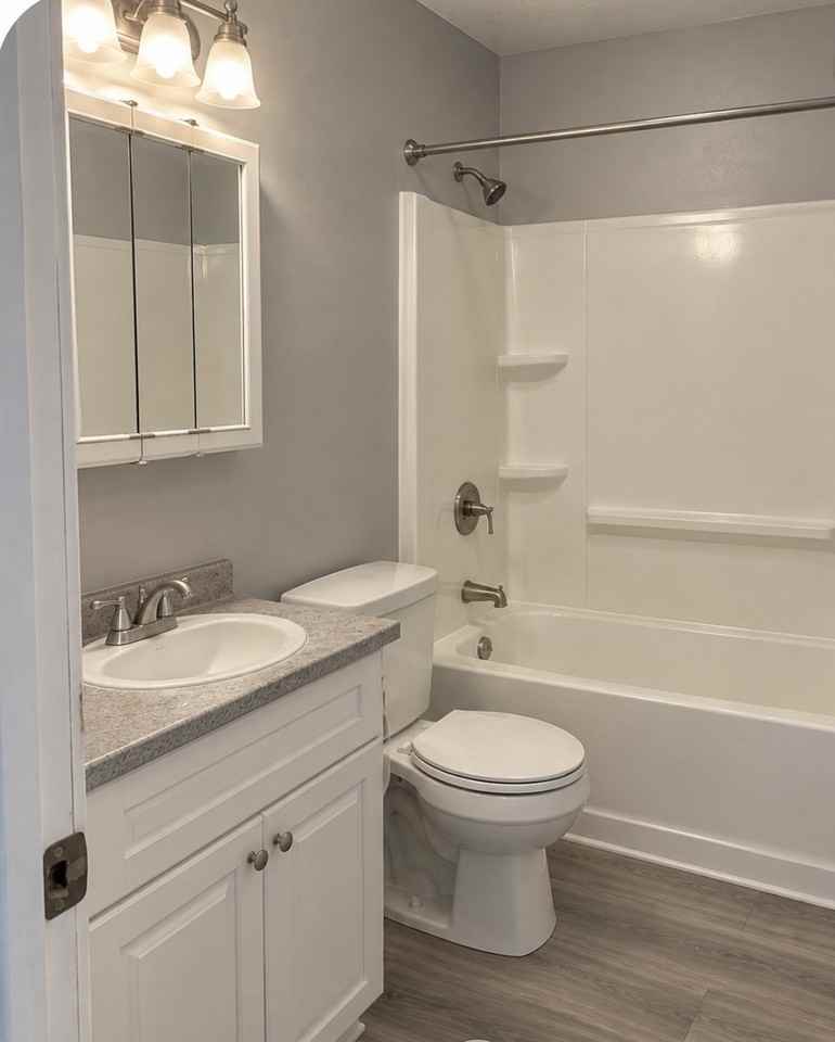 2519 W Becher St - Photo 7 of 7