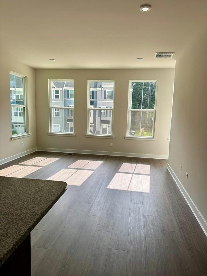 1859 Bergerac Ct - Photo 6 of 31