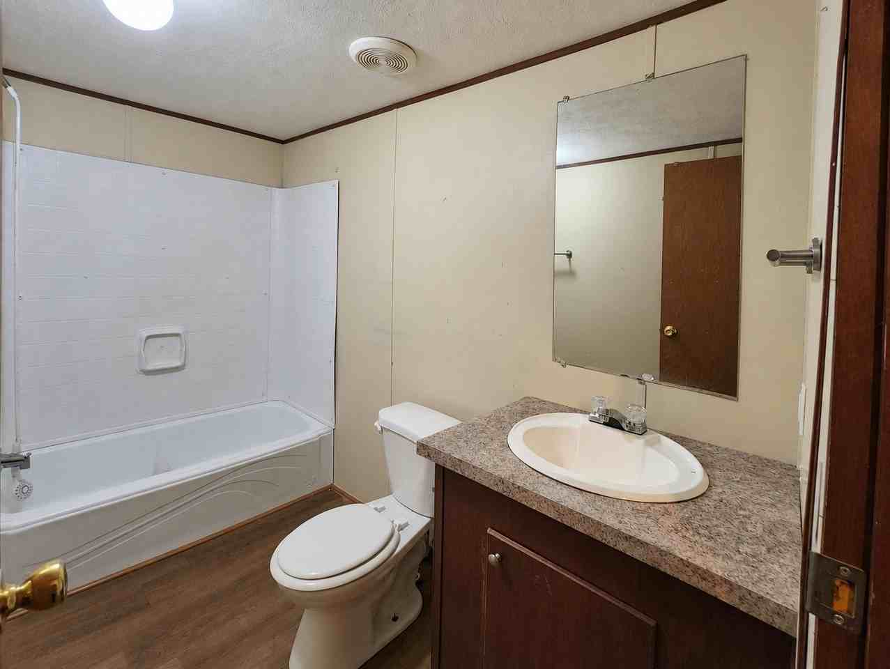13 Park Plus Drive, Unit 16 - Photo 6 of 10