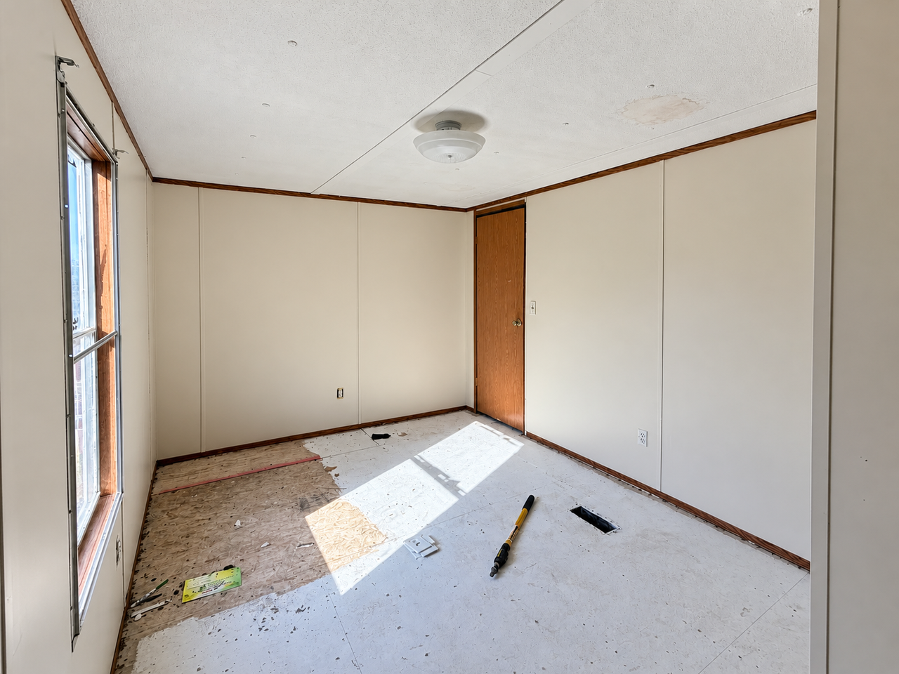 207 Rainey Street - Photo 2 of 8
