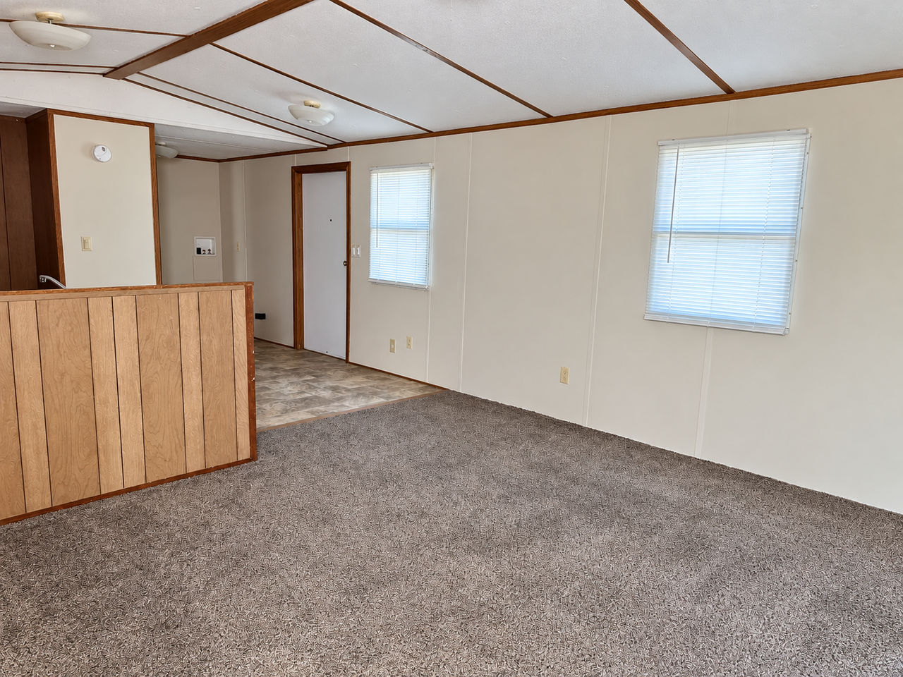 210 Lewis Street - Photo 4 of 13