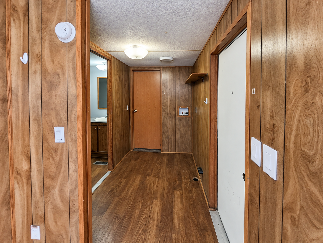 1600 West - Photo 6 of 12