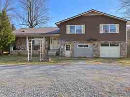 featured image of 1439 Wolfe Ln