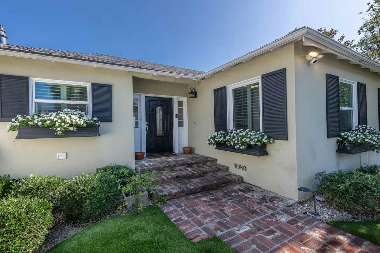 11350 Albata Street - Photo 3 of 24