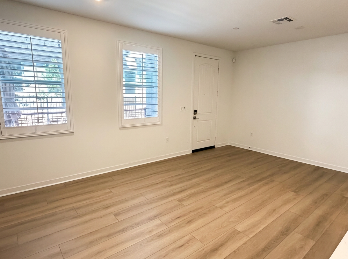 4239 S Gasly Paseo #1 - Photo 5 of 16