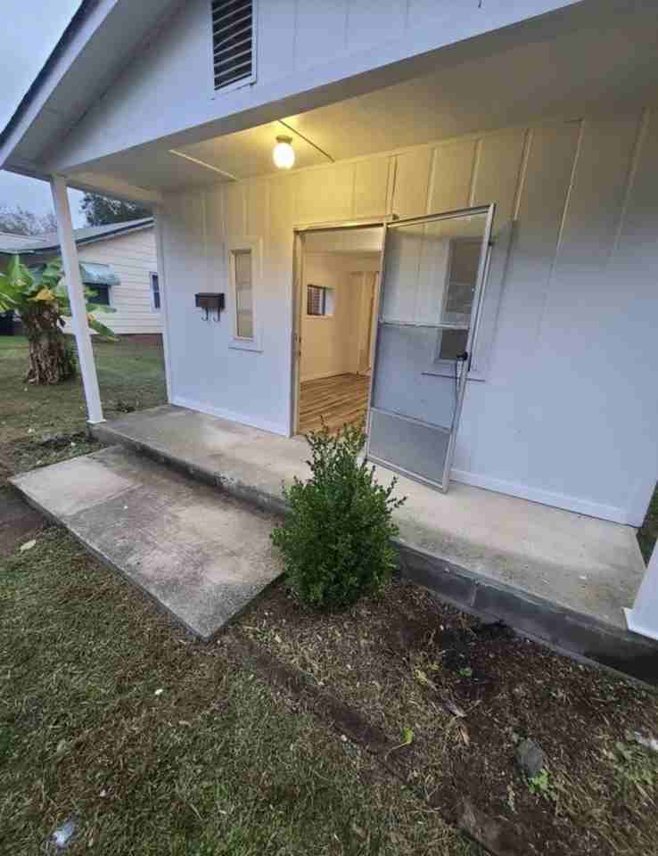 913 Brookside Dr #1 - Photo 2 of 19