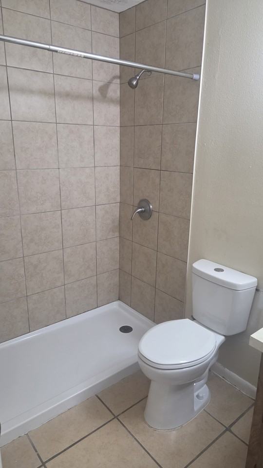5335 Southeast 28th Lane - Photo 5 of 6