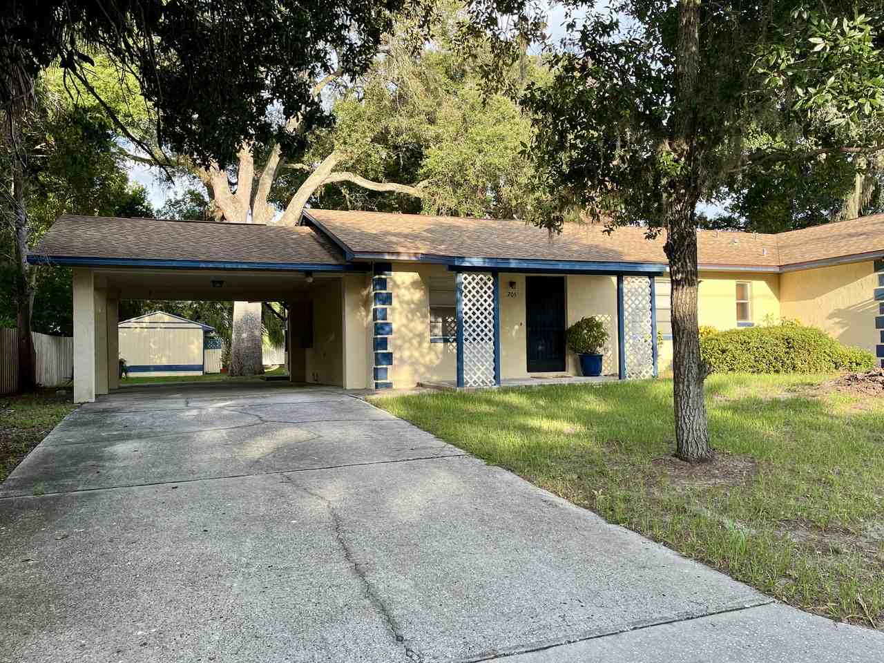 705 Bayou Avenue - Photo 2 of 24