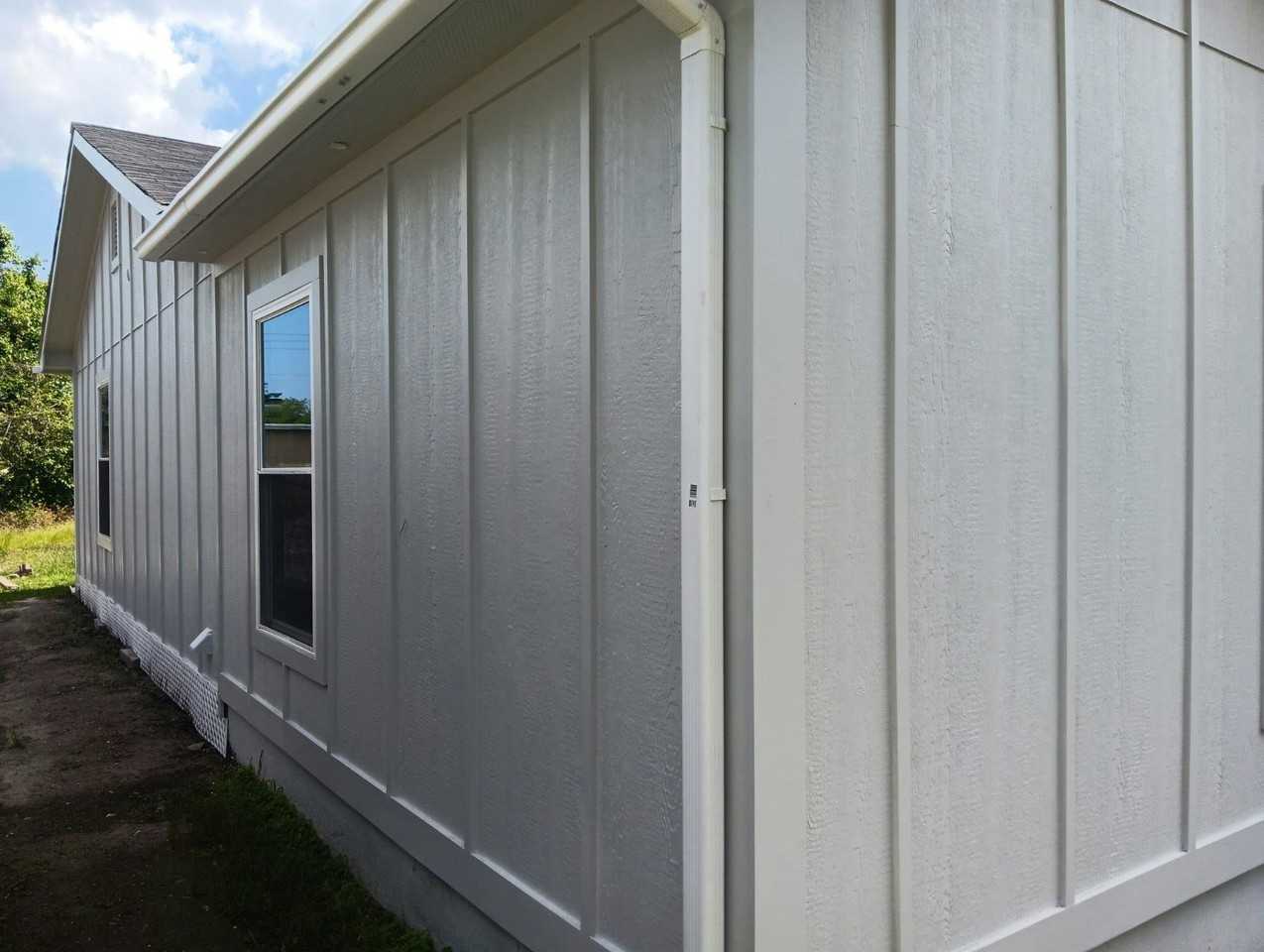 8 Leon Village Drive - Photo 4 of 24