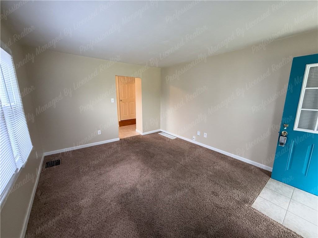 1516 Norton Ave - Photo 5 of 39