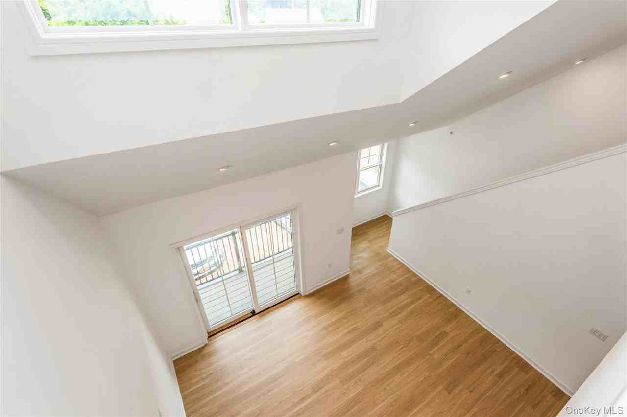 418 Atlantic Ave ##202 - Photo 3 of 17