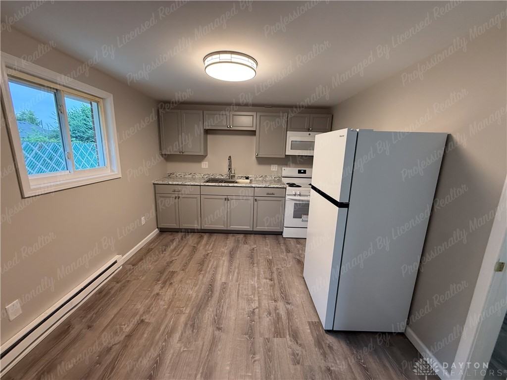 1548 Montgomery Ave - Photo 7 of 20