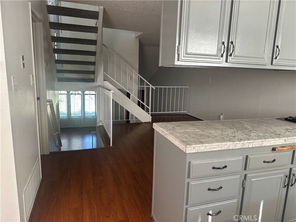 3431 Artesia Blvd - Photo 2 of 25