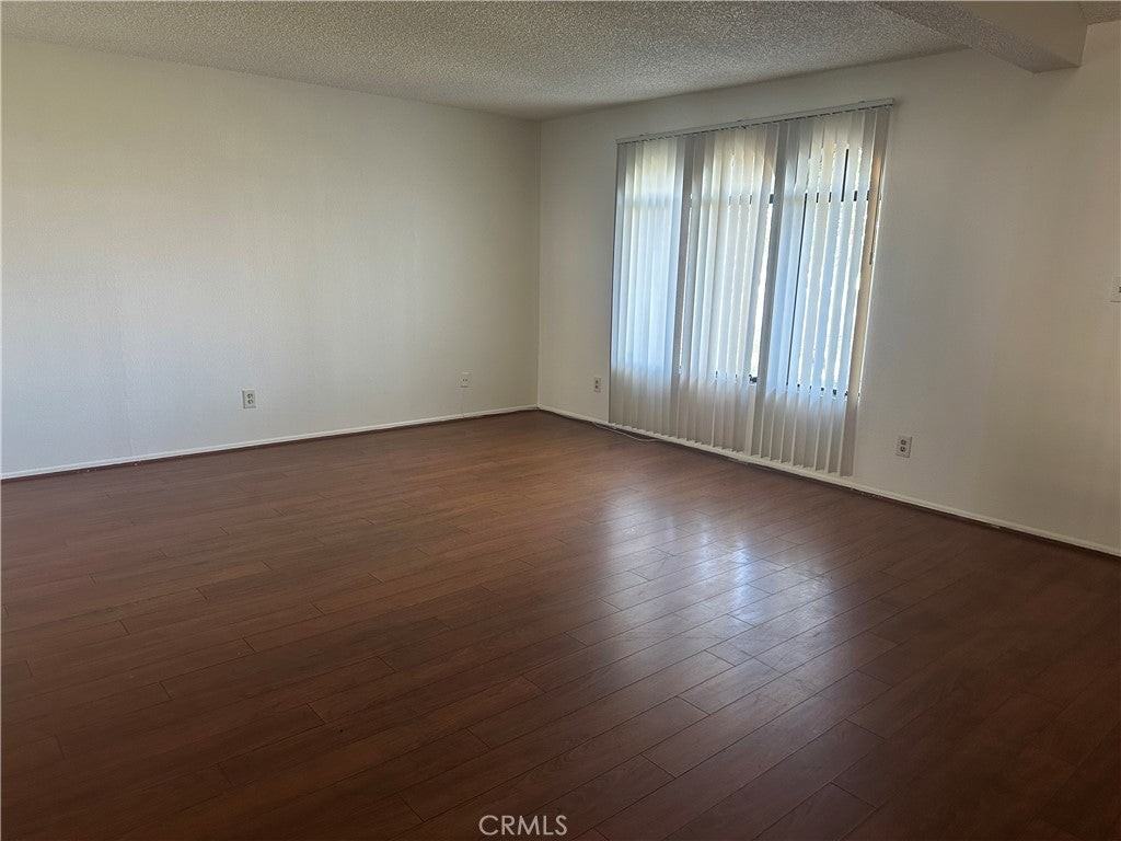 3431 Artesia Blvd - Photo 3 of 25