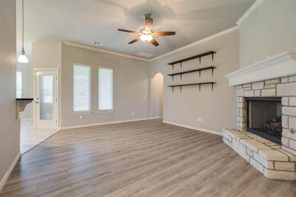 3812 Presidio Cir - Photo 5 of 31