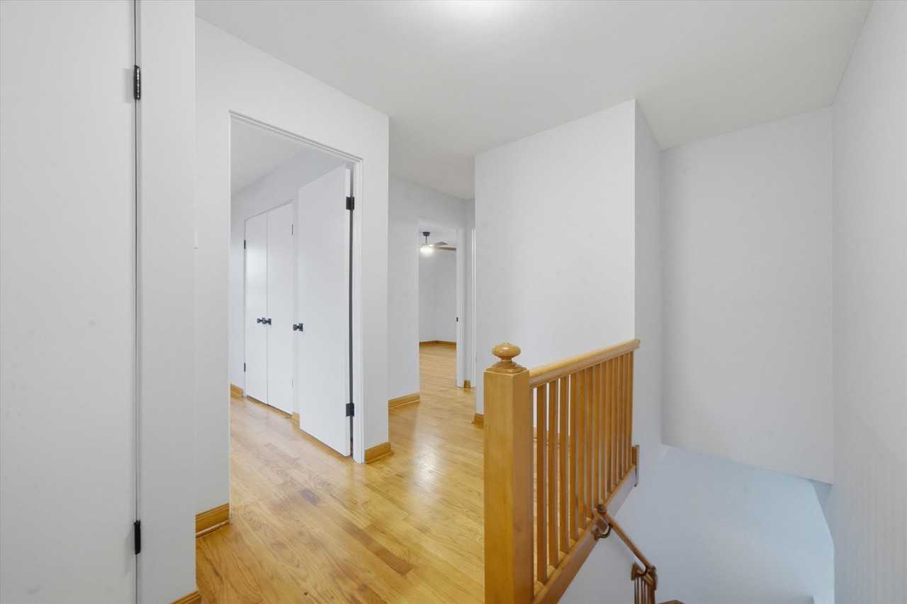 1838 Maple Ave - Photo 4 of 20