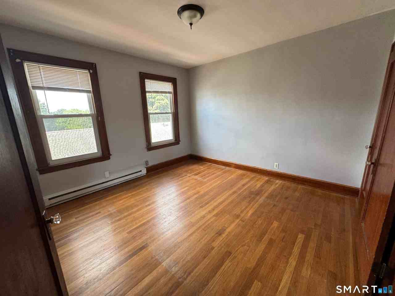 81 Chambers St - Photo 7 of 15