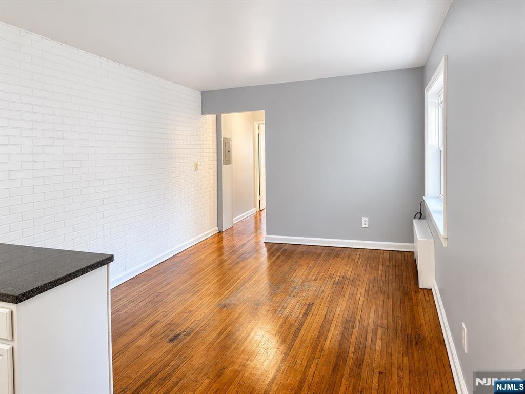 306 Grafton Ave ##1m - Photo 4 of 10