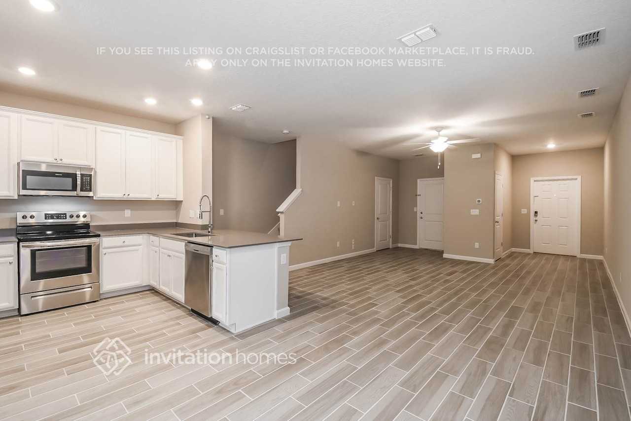 617 Cherry Ridge Dr - Photo 6 of 18