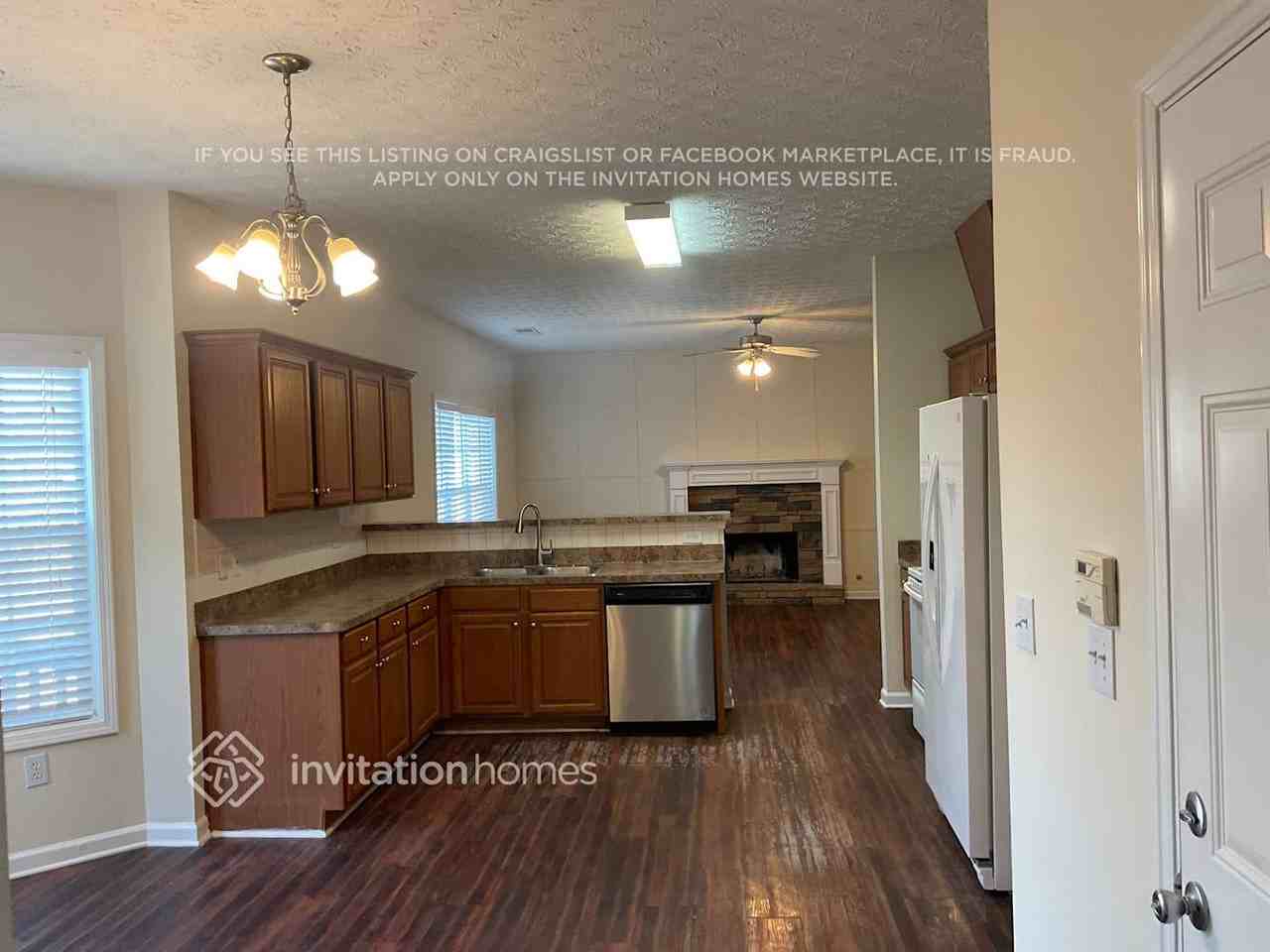 2665 Barkley Manor Dr - Photo 5 of 14