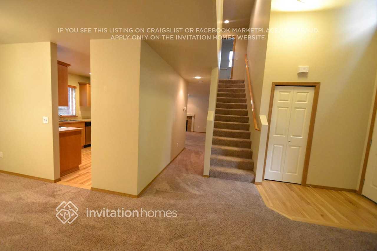 13809 29th Ave S - Photo 4 of 15
