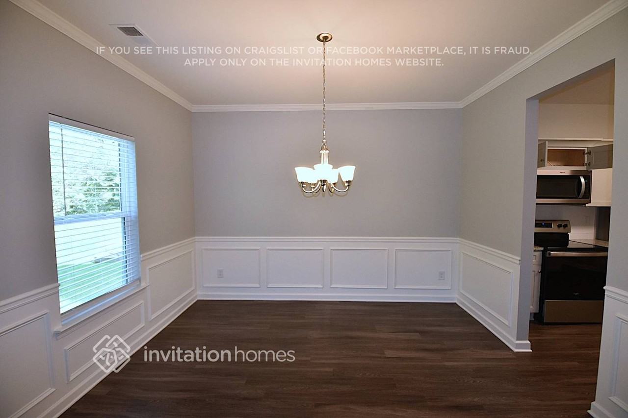 26 Oakbrook Dr Sw - Photo 4 of 20