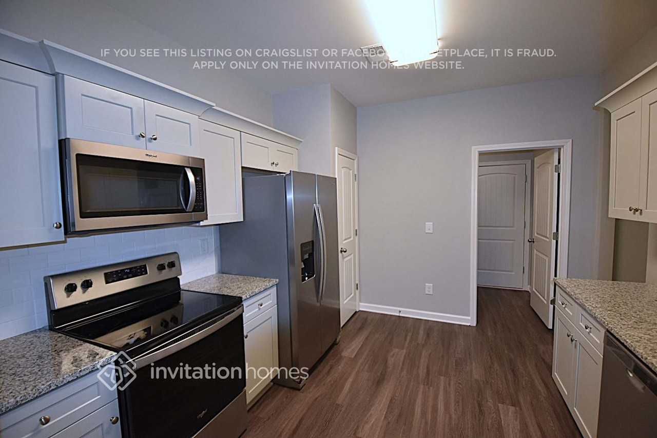 26 Oakbrook Dr Sw - Photo 7 of 20
