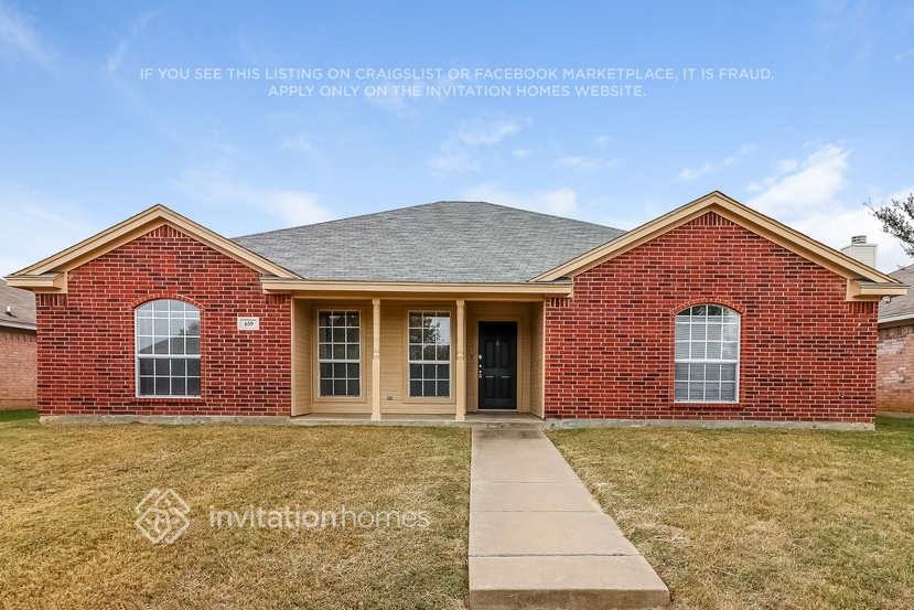 659 Nw Summercrest Blvd - Photo 2 of 26