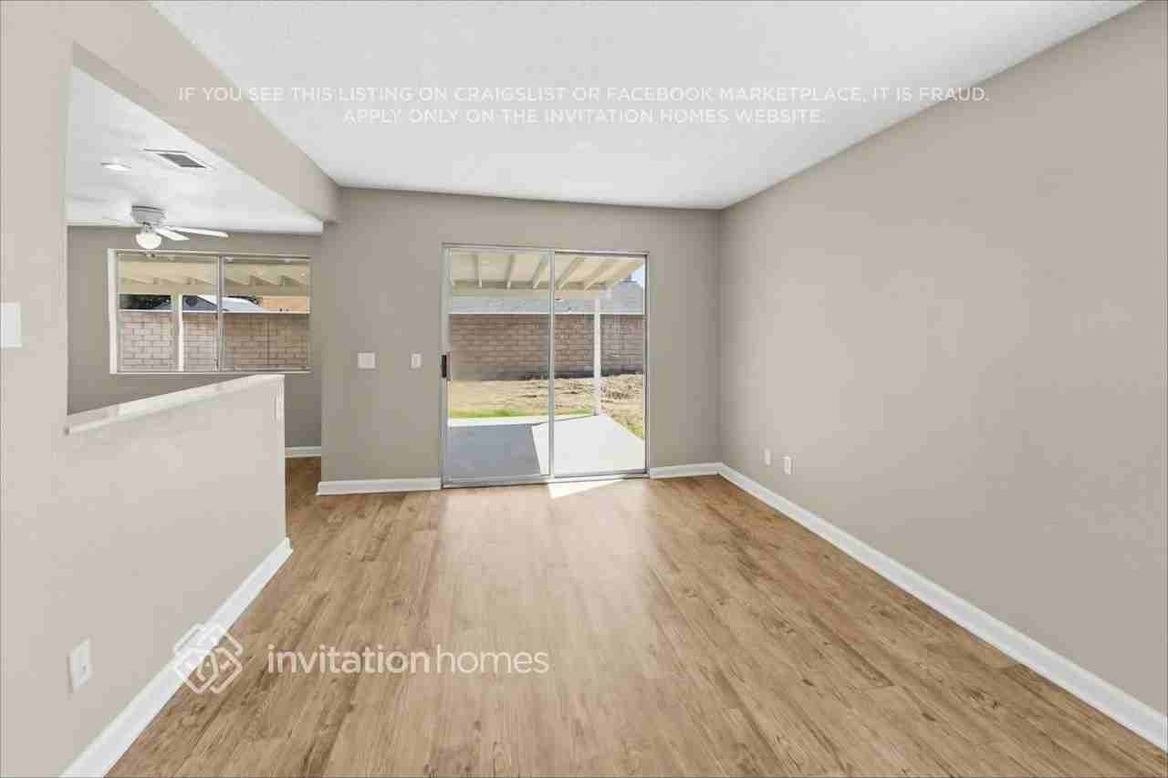8765 Grace St - Photo 7 of 20