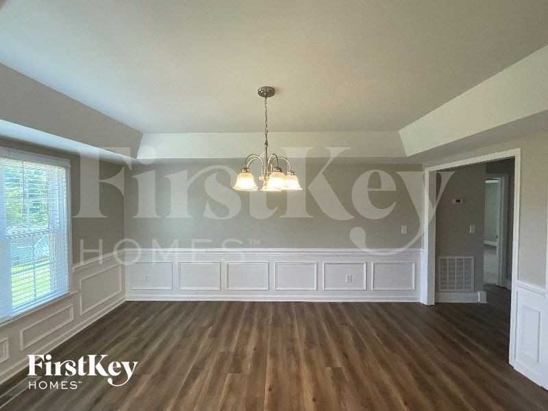 128 N High Field Rd - Photo 4 of 12