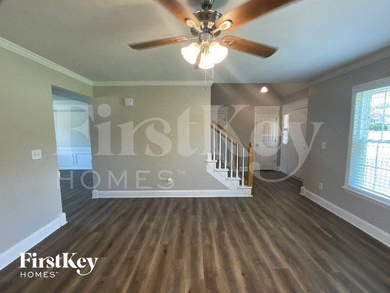 128 N High Field Rd - Photo 5 of 12