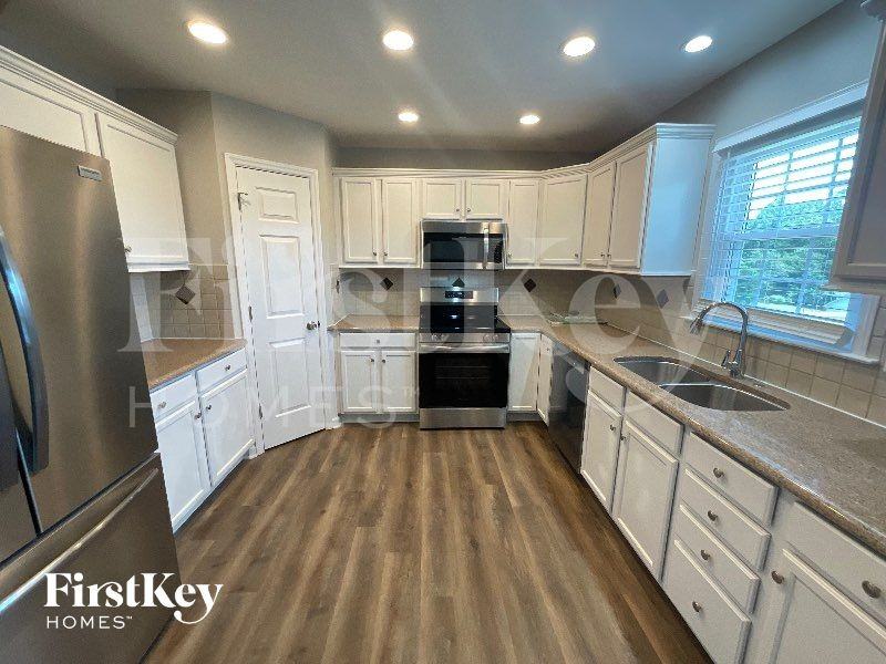 128 N High Field Rd - Photo 7 of 12