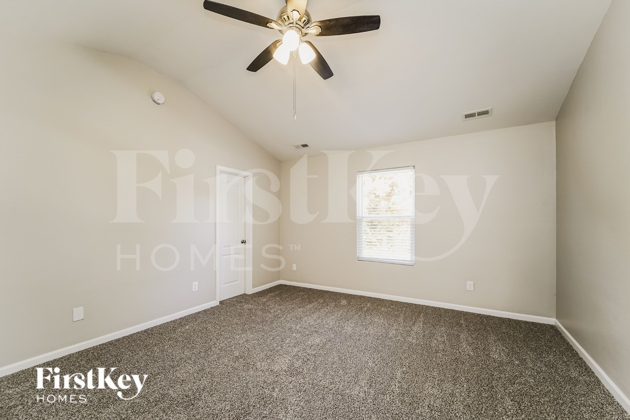 969 Joselynn Dr - Photo 7 of 16