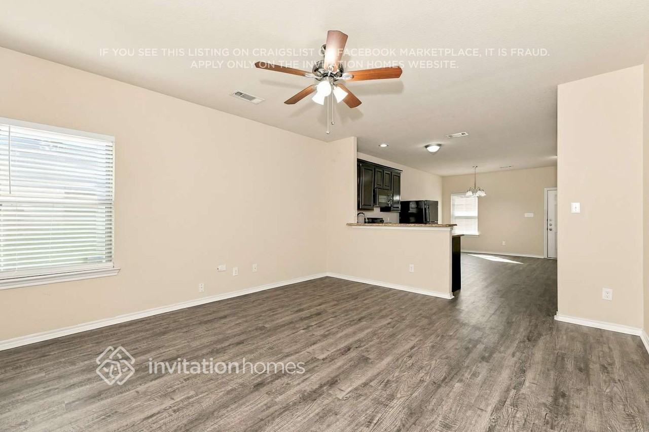 1804 Village Park Trl - Photo 6 of 19