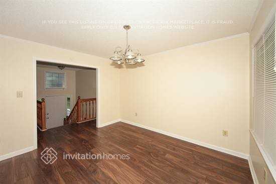 686 Holland Rd - Photo 2 of 15