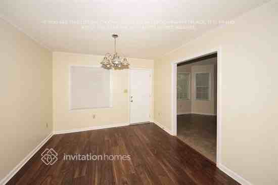 686 Holland Rd - Photo 6 of 15