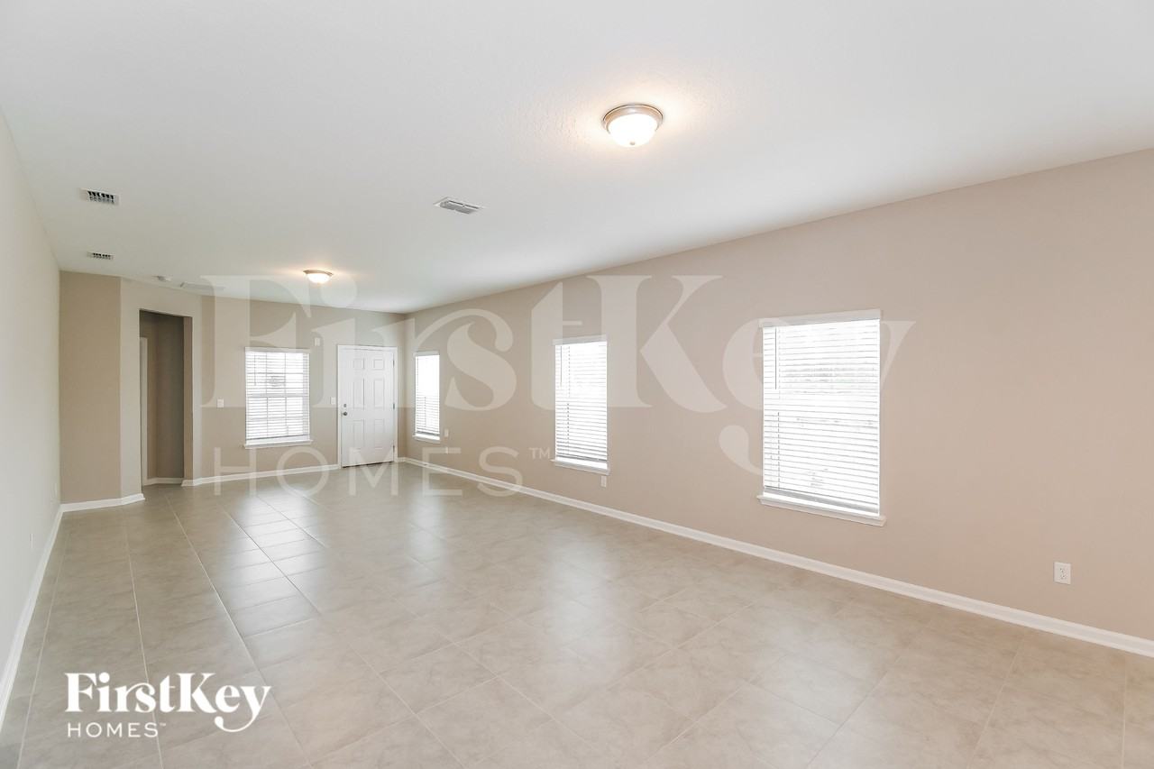 75310 Plumbago Trce - Photo 5 of 16