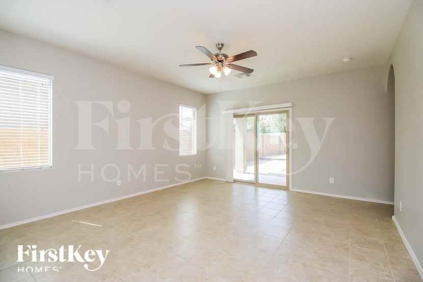840 E Gold Dust Way - Photo 2 of 15