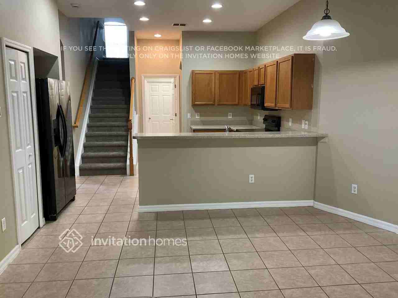 3539 Rolling Hills Ln - Photo 5 of 16
