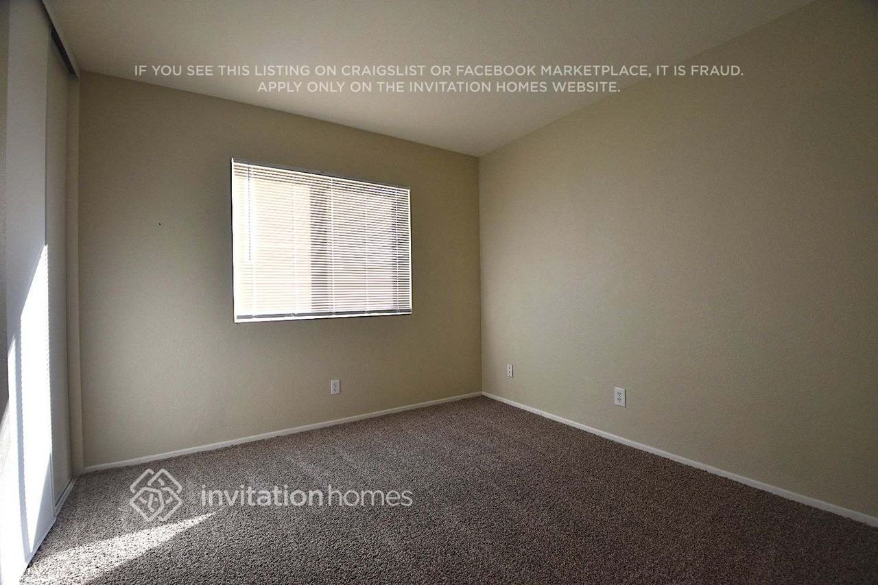 40425 Tesoro Ln - Photo 3 of 6