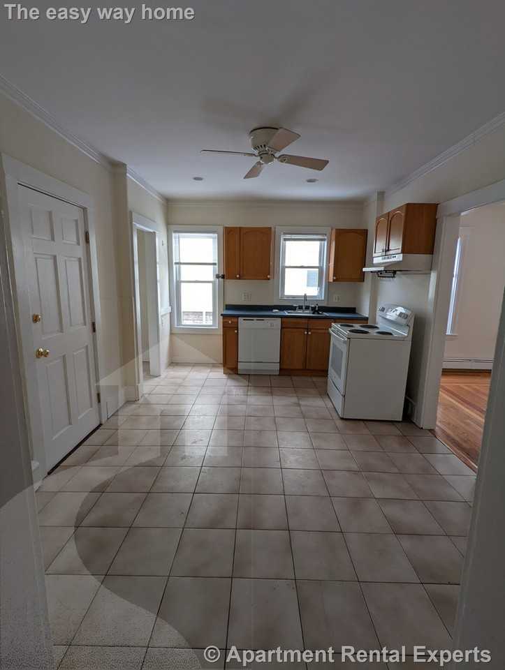 15 Egerton Rd #1 - Photo 2 of 21
