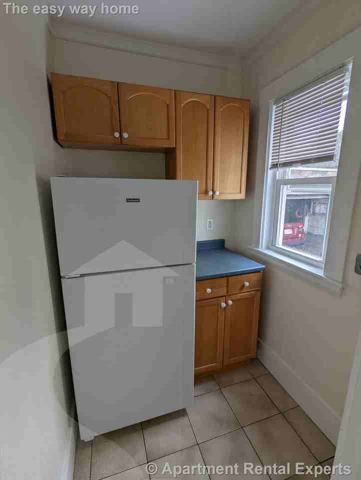 15 Egerton Rd #1 - Photo 5 of 21
