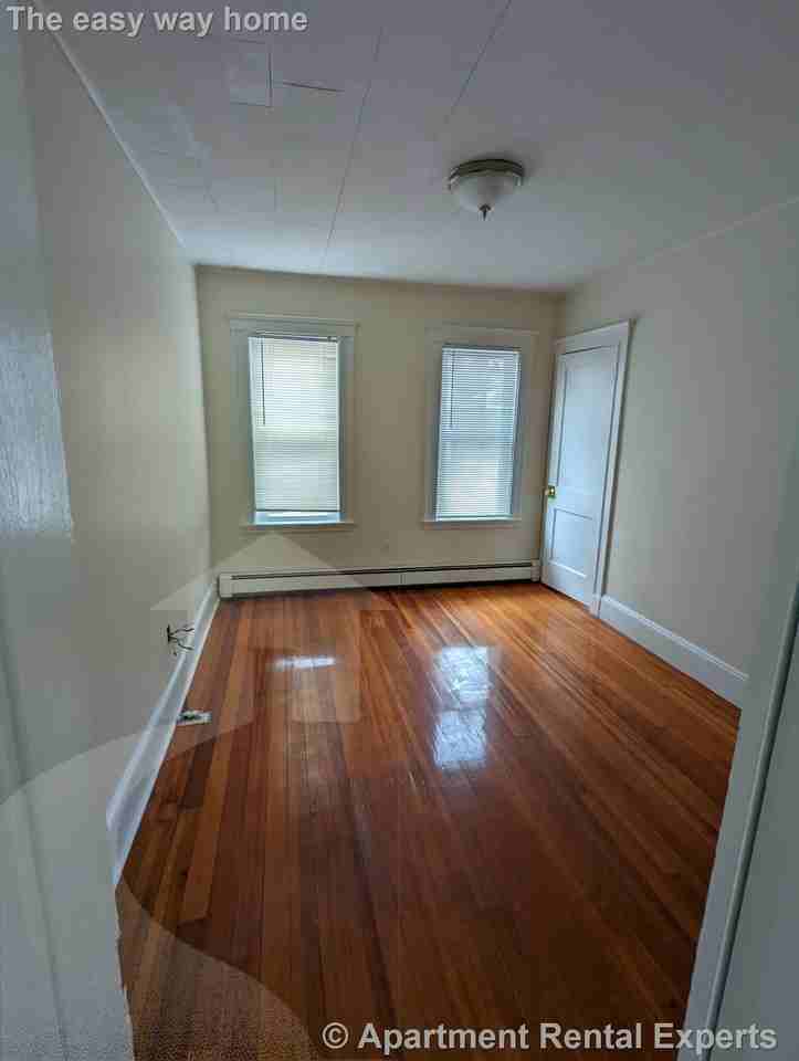 15 Egerton Rd #1 - Photo 6 of 21