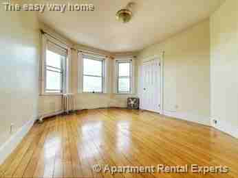 279 Harvard St #43 - Photo 4 of 5