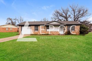 1401 Phoenix Dr - Photo 1 of 1