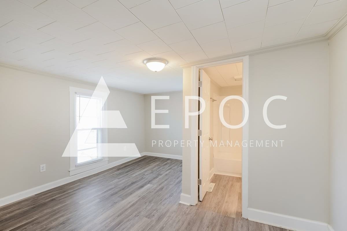 300 Piedmont Ave - Photo 7 of 15