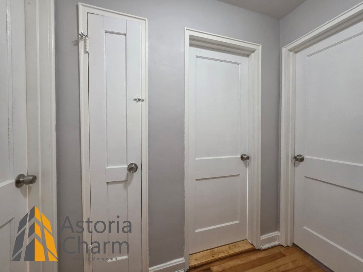 716 Glenwood Ave - Photo 2 of 34