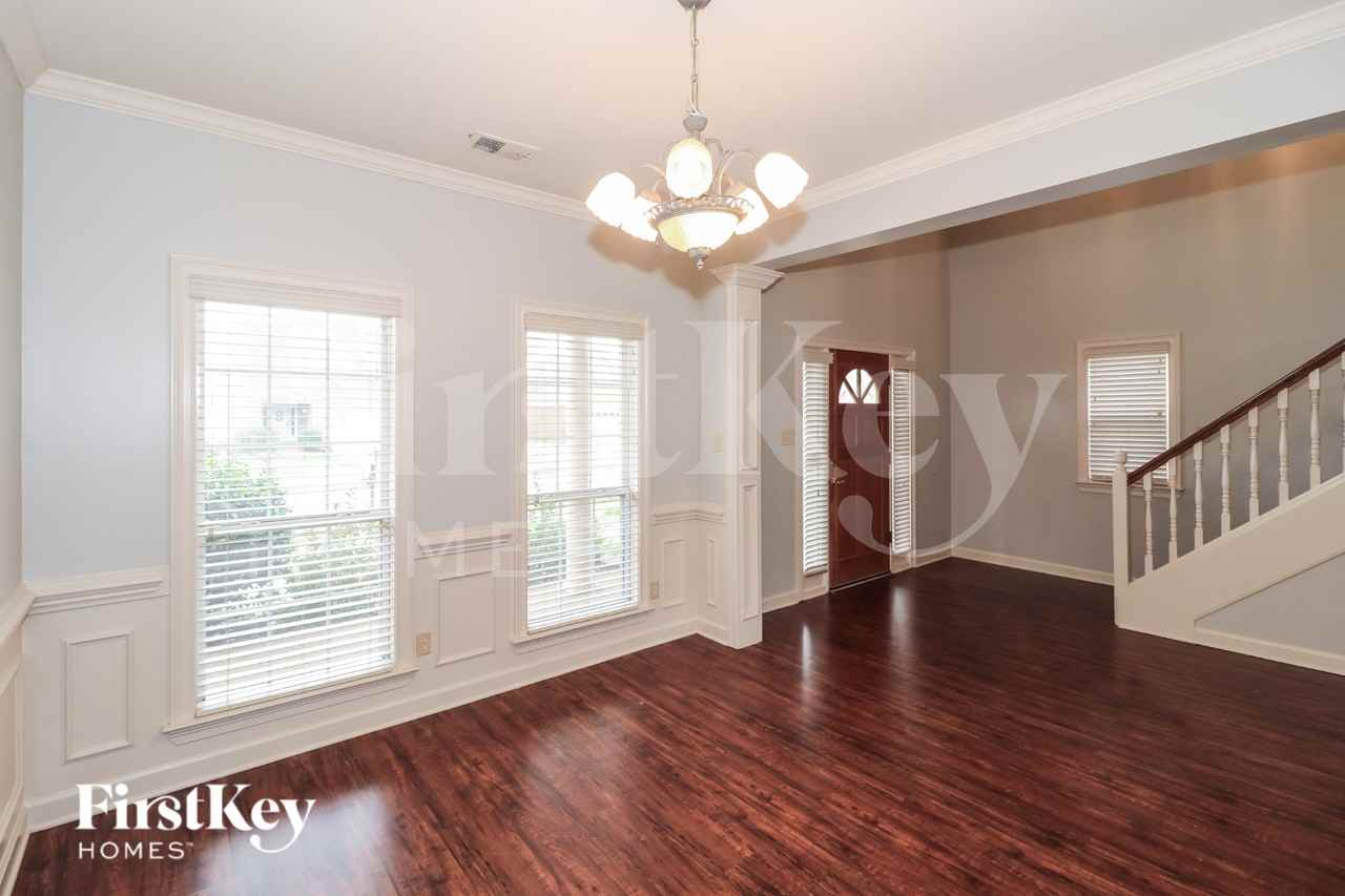 1311 Rain Hollow Cir W - Photo 5 of 15